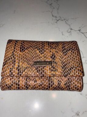 Cromia Italian Genuine Leather Snakeskin-Embossed Trifold Wallet